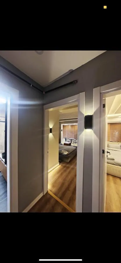 Nisantasi - Cevahir - Osmanbey Metro Lueks 4 Klimali 2 Banyolu Appartement Istanboel